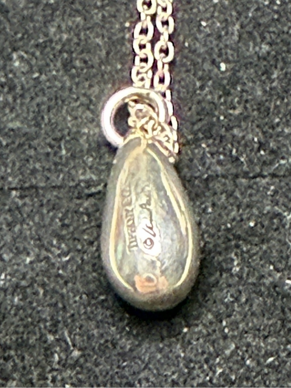 TIFFANY Teardrop Pendant Necklace in silver